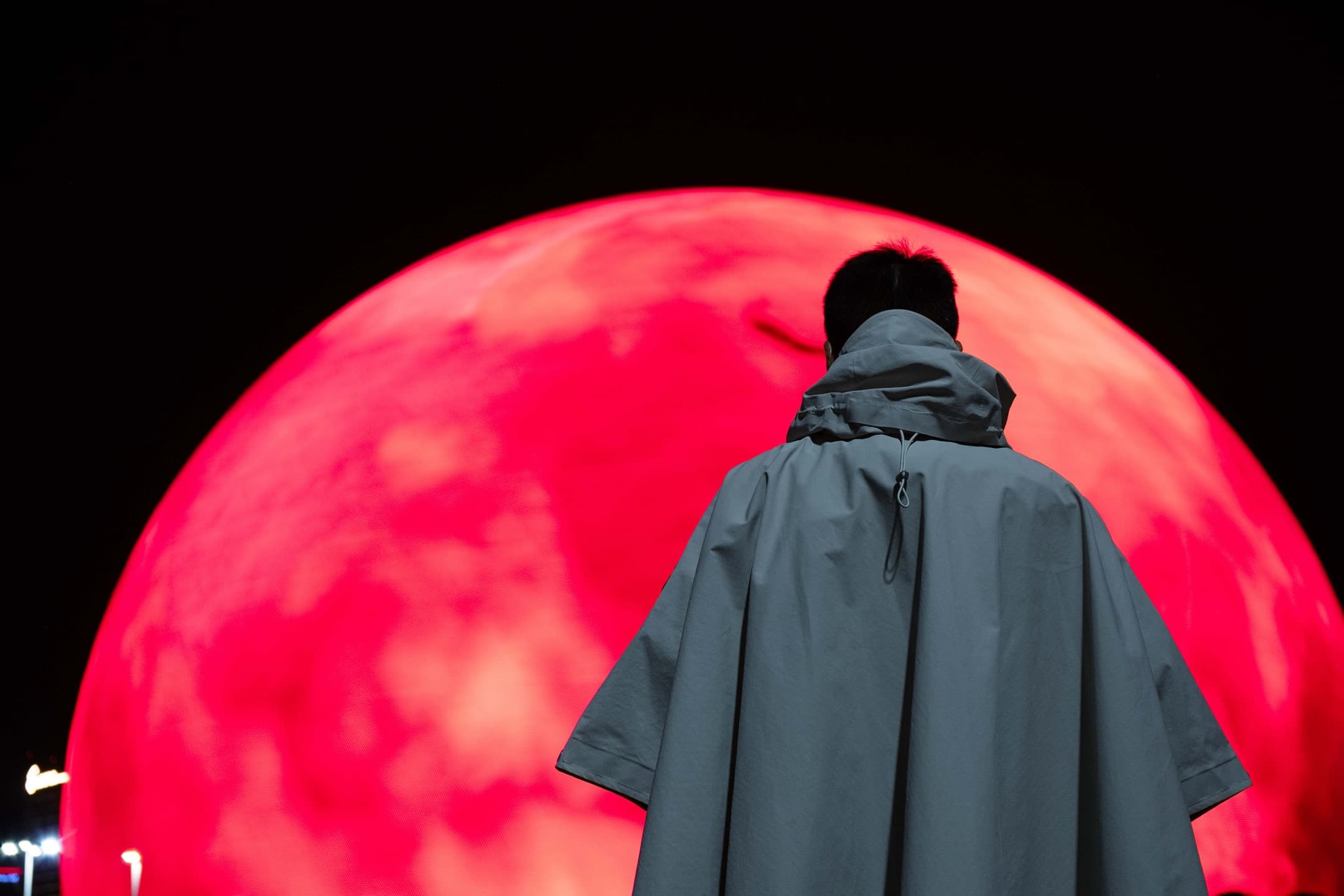 Storm Poncho Slide 5